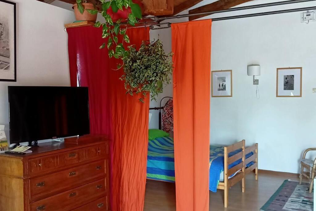 Monte OrselloLa Terrazza In Collinaアパートメント エクステリア 写真